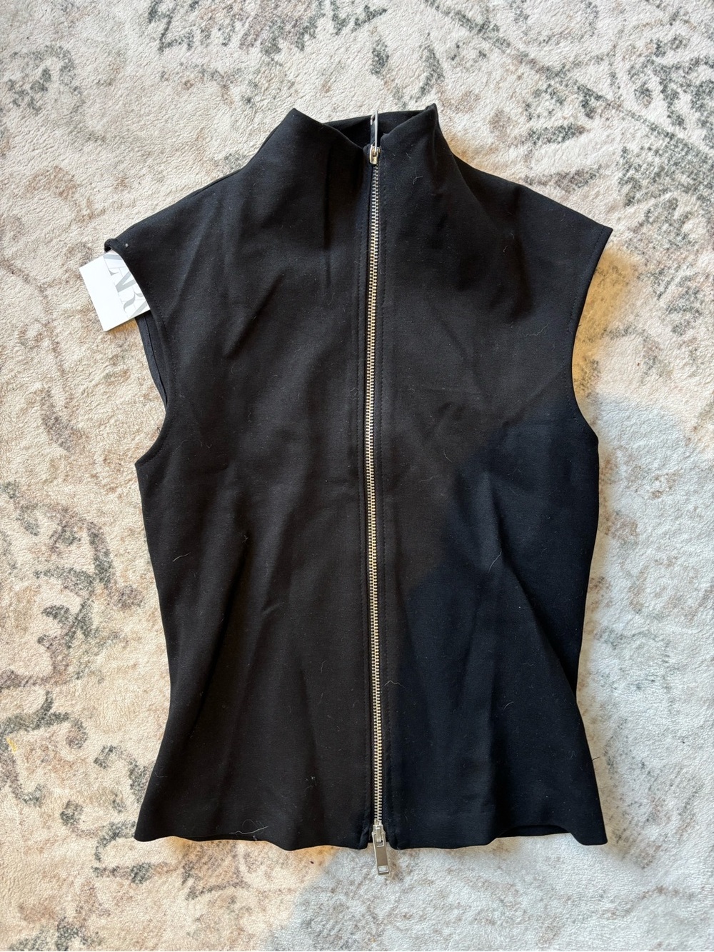 NWT Zara Black Sleeveless Zip-Up Top - Picture 4 of 4